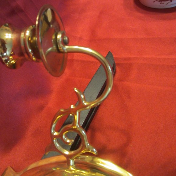 VTG 80'S BRASS DBLE CANDLE WALL SCONCE, WONDERFUL SCROLL DESIGN, HOLLYWOOD REGEN - Picture 6 of 6